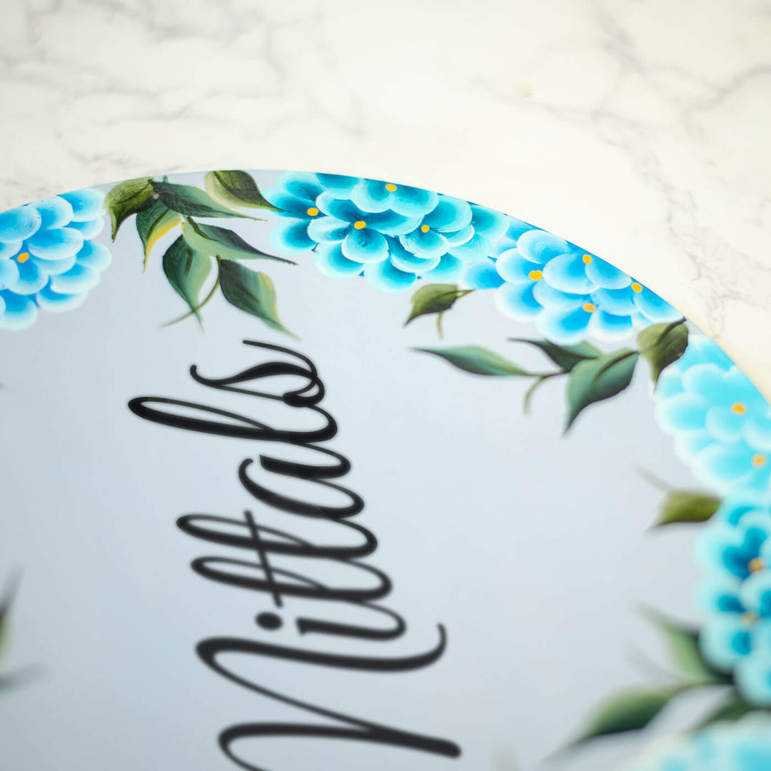 One Stroke Art Circular Nameboard with Family Name