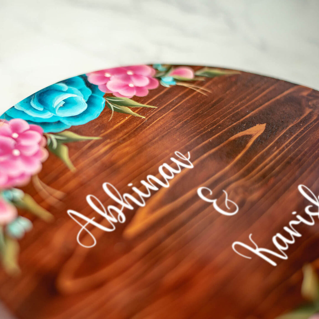 One Stroke Art Circular Nameboard with Couple Names