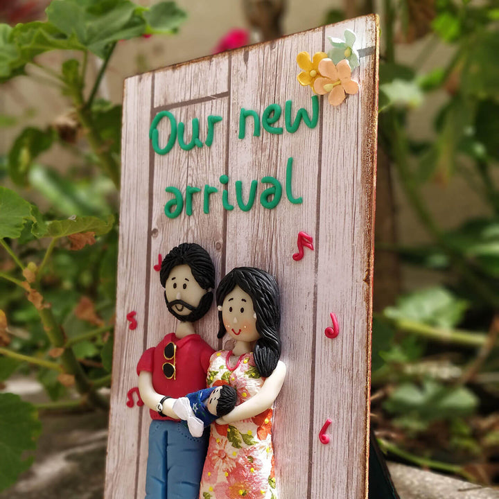 Clay Nameplate for Couples - Our New Arrival - Zwende