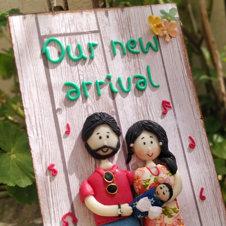 Clay Nameplate for Couples - Our New Arrival - Zwende