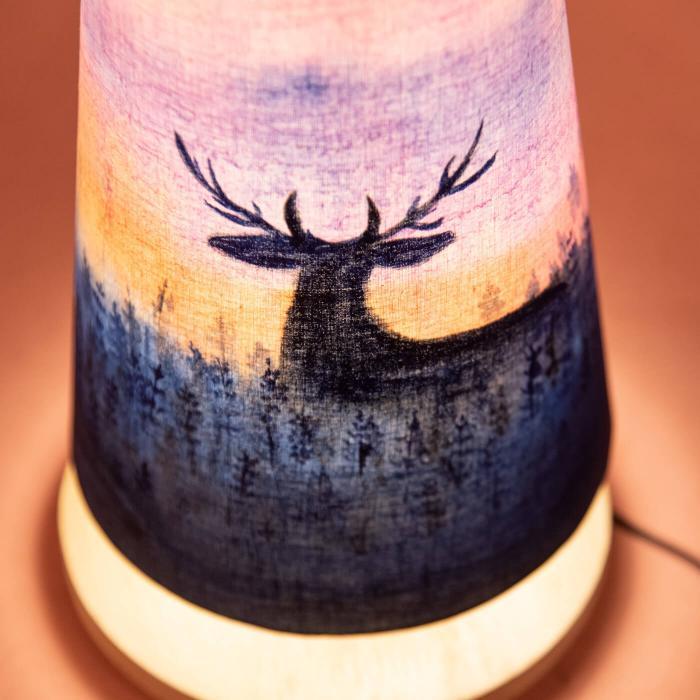 Ombre Wash Deer Lamp - Wooden Base